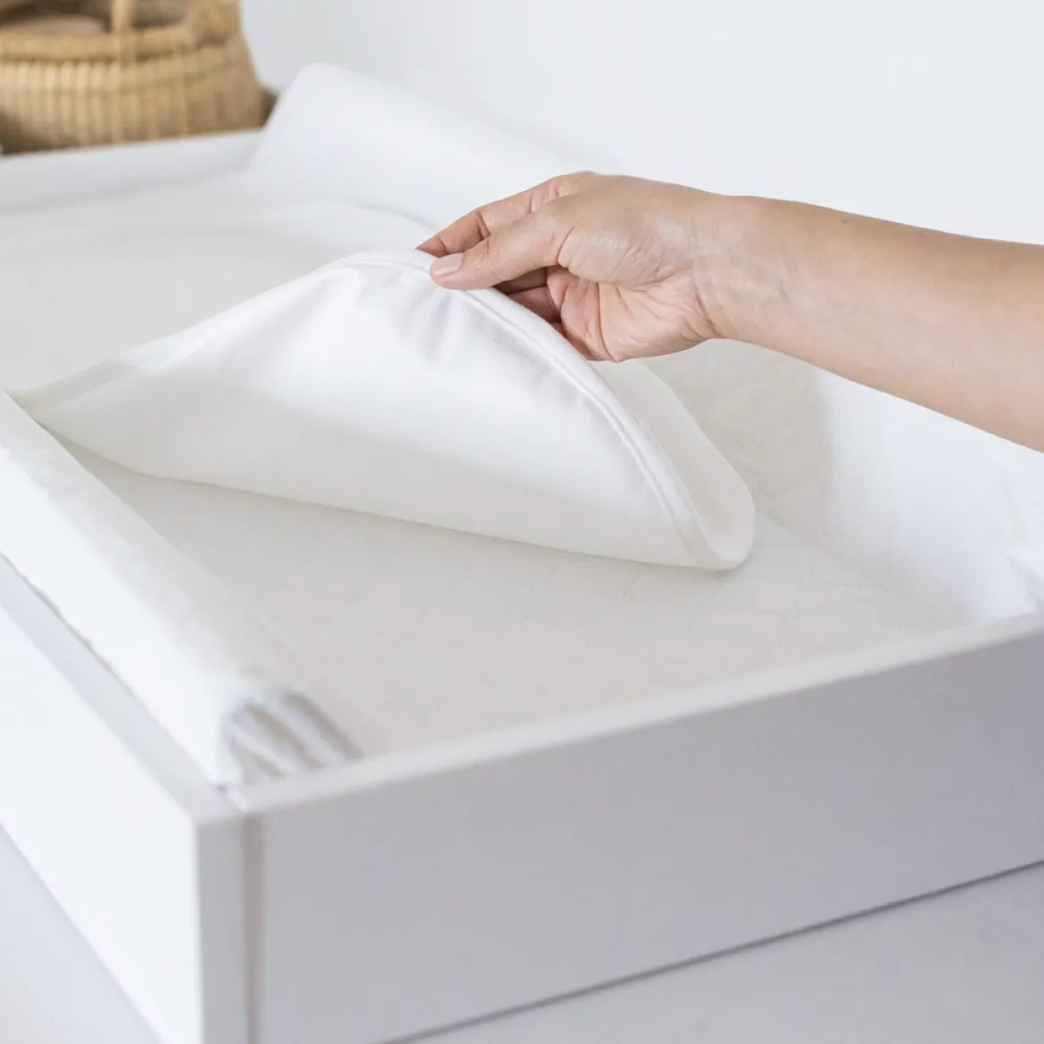 2-Sided Waterproof Changing Pad + Reusable Liner